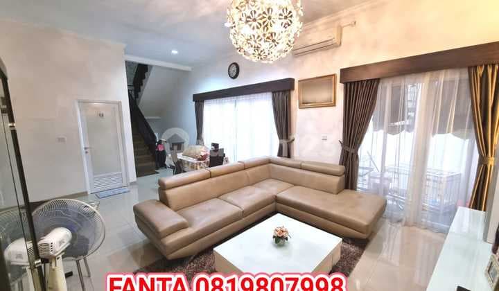 Rumah Cantik Furnished di Sektor 9 Bintaro | KH