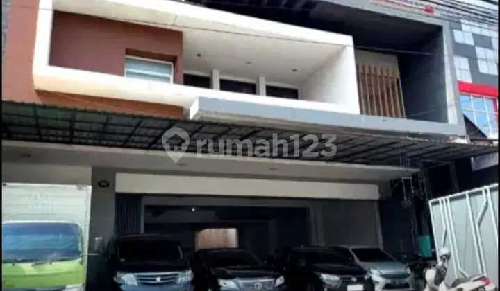 Rumah dan Tempat Usaha 3 Lantai Dilengkapi dengan Rooftop View Merapi Condong Catur - Depok Sleman (Im)