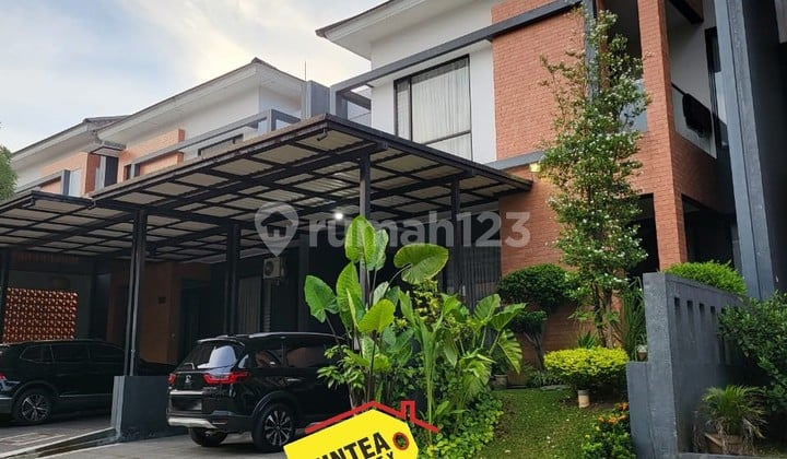 Disewakan Rumah dengan Kolam Ikan di Discovery Bintaro | KH