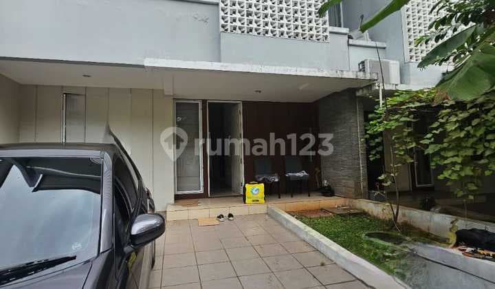 Rumah cantik dan bagus 2 lantai di discovery Bintaro siap huni 0115