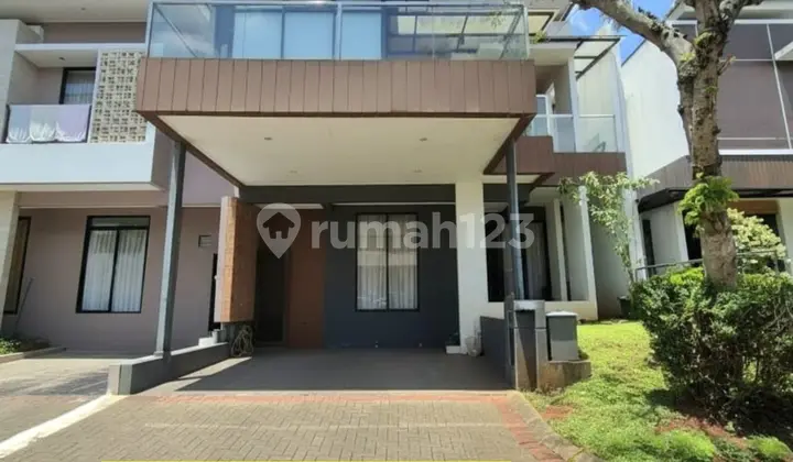 Rumah Hommy dengan Dapur Luas di Sektor 9 Bintaro Sp 0763