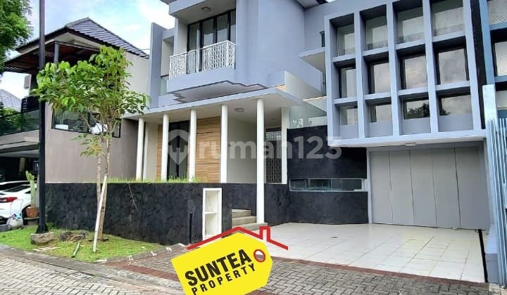 Rumah 2 Lantai Sektor 9 LT 215 M² SHM Harga Nego