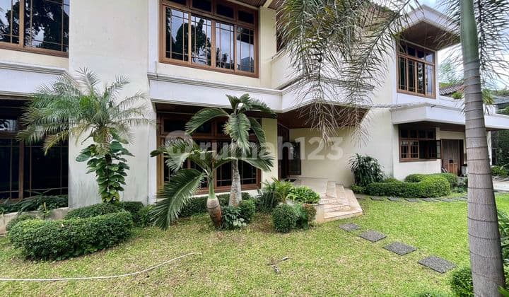 For Sale Below Market Price Vintage House In Patra Kuningan, South Jakarta With Land Area 1251sqm Building Area 1070sqm And Private Pool - For Inquiries And Private Viewing Contact Calista 087770007888