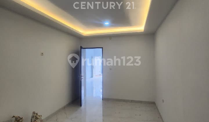 Rumah Baru Minimalis 2 Lantai di Kopo Permai Bandung