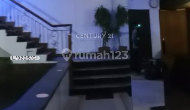 Ruko 4 LantaiSetengah Strategis Di Setrasari Mall Sukajadi Bandug