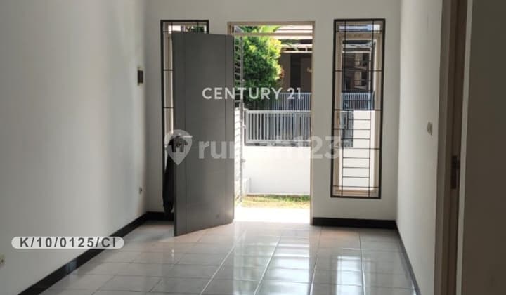 Rumah Hadap Utara SHM Siap Huni Di Taman Kopo Indah 3 Bandung