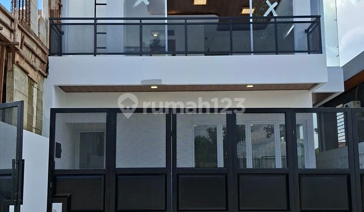 Rumah Murah Baru@ Metro Permata. Tangerang