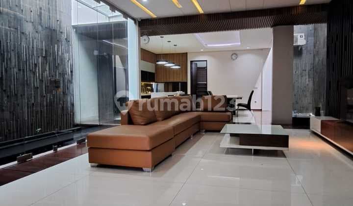 Rumah Mewah 3 Lantai Full Furnish di Taman Milenium Pasteur Bandung