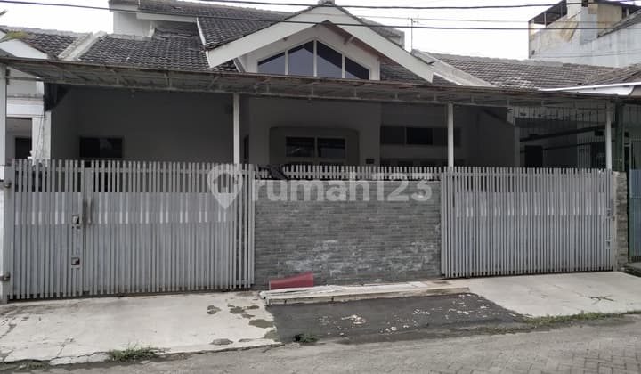 House in Sayap BKR Near Feslink