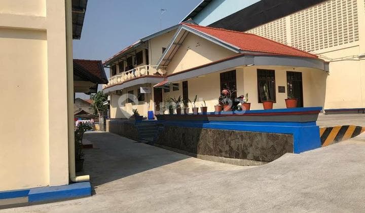 Ruang Usaha Strategis GOR Kharisma Simpay Asih, Ujungberung Bandung
