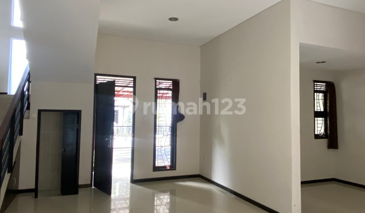 Spesial Price Rumah 2 Lantai Grand Sharon Residence