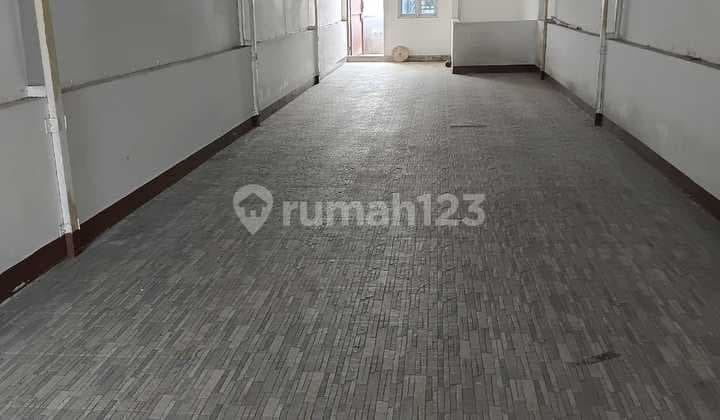 Ruko Bagus di Duri Utara Tambora Jakarta Barat. Luas 4x24