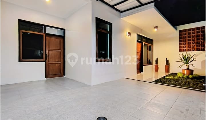 Rumah Bagus Minimalis di Komplek Santosa Asih Rancasari Bandung