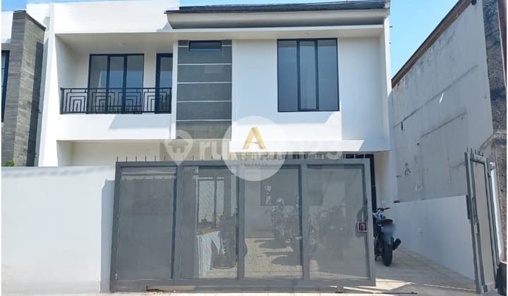 Rumah Baru Minimalis di Setiabudi Regency Bandung Dekat Upi