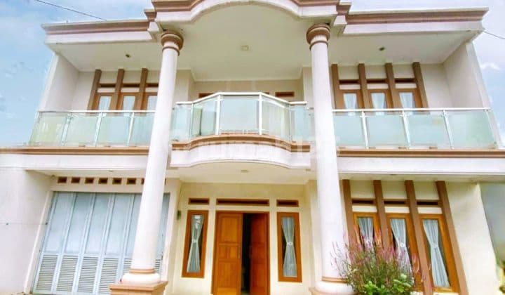 Rumah Lux Lokasi Sangat Strategis Di Jalan Kadungora Garut