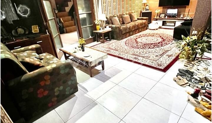 Nice Ready-to-Live House in Taman Kopo Indah 2 Bandung Near Borma