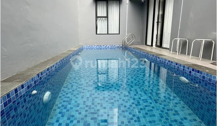 Rumah Bagus di Setiabudi Regency Bandung Dengan Private Pool