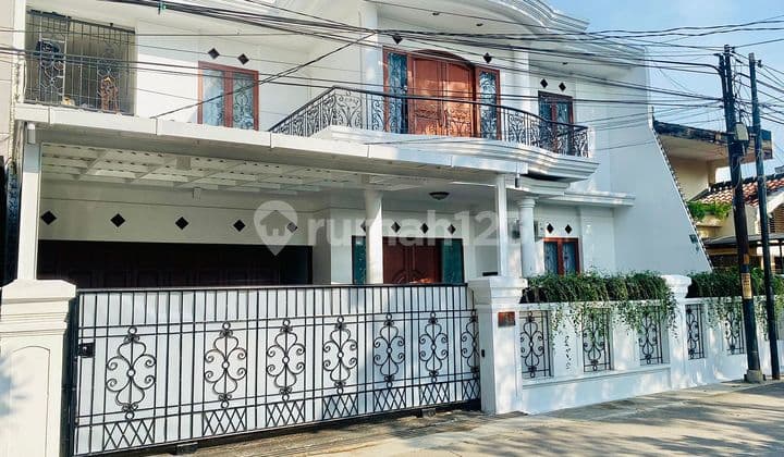 Rumah Luas Furnished di Pasirluyu 1 Menit Ke Jalan Bkr Bandung