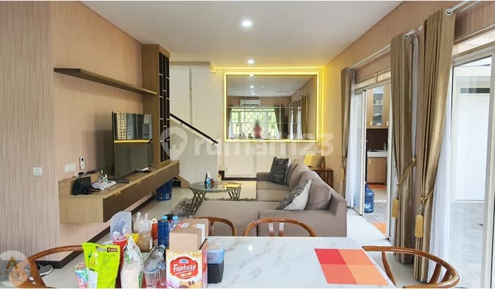 Rumah Hook Full Furnished Siap Huni di Kota Baru Parahyangan