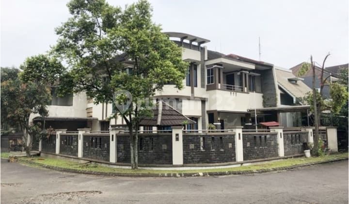 Rumah Mewah dan Siap Huni Cluster Batununggal Indah Bandung