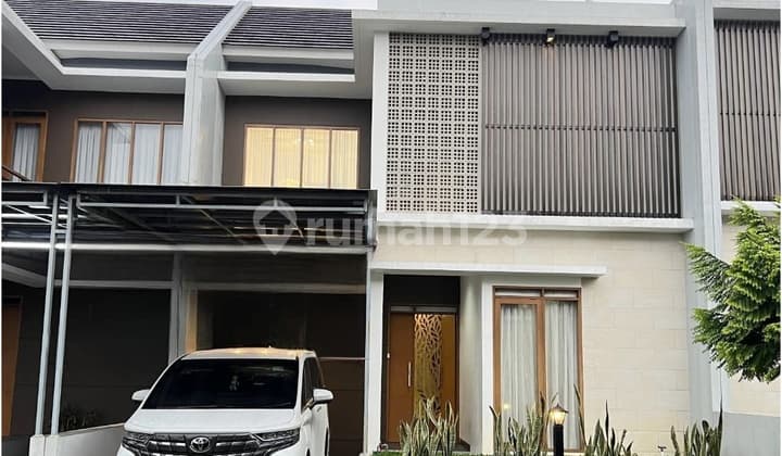 Rumah Bagus Full Furnished Sayap Gegerkalong Ciwaruga Bandung