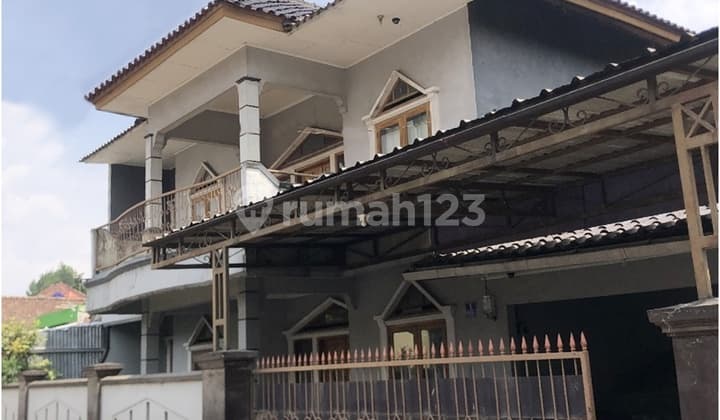 Rumah Luas 2 Lantai Strategis Dekat Floating Market Lembang