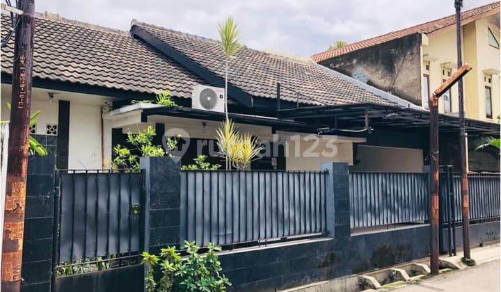 Rumah Bagus Siap Huni di Riung Bandung Dekat Summarecon