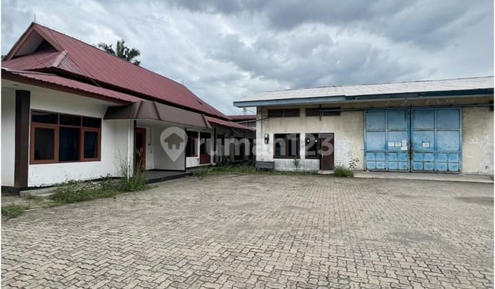 Gudang Luas dan Gedung Kantor Mainroad Kiaracondong Bandung