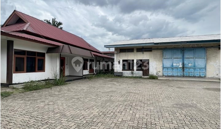 Gudang Luas dan Gedung Kantor Mainroad Kiaracondong Bandung
