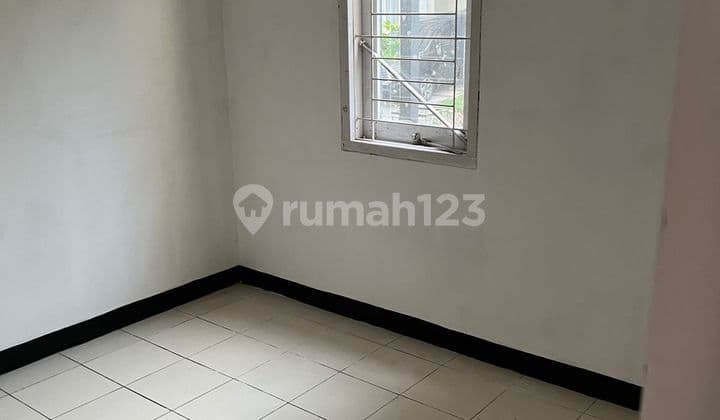 Disewa Rumah Nyaman Asri Siap Huni Minimalis Lokasi di Kota Baru Parahyangan Tatar Banyak Sumba Bandung