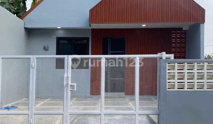 Dijual Rumah Baru Siap Huni Modern Minimalis Lokasi di Komplek Griya Cihanjuang Bandung