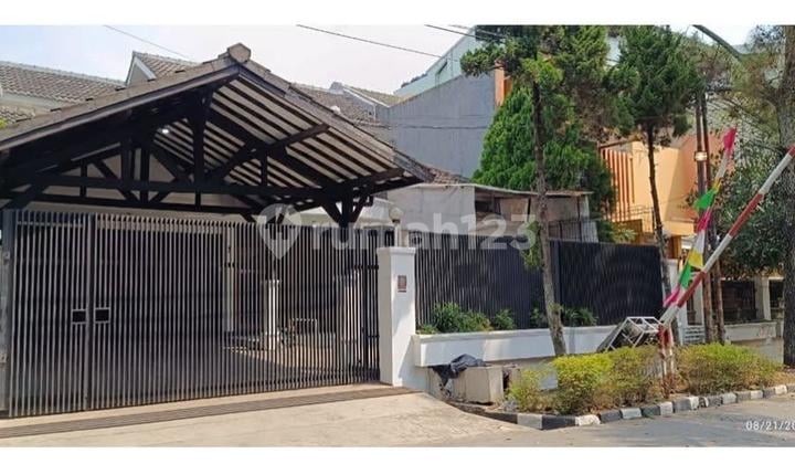 Dijual Rumah 2 Lantai Nyaman Siap Huni Lokasi di Terusan Babakan Jeruk Dekat Universitas Maranatha Bandung