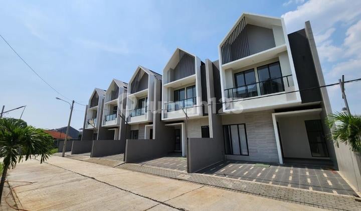 Dijual Rumah 2 Lantai Nyaman Siap Huni Minimalis Lokasi di Batununggal Bandung