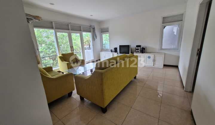 Dijual Rumah 2 Lantai Full Furnished Posisi Hook Siap Huni Lokasi di Kota Baru Parahyangan Bandung