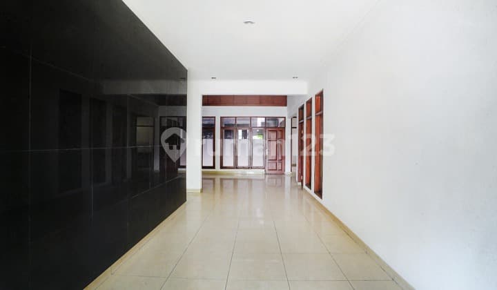 Dijual Ruang Usaha Siap Pakai Cocok untuk Usaha Lokasi di Antapani Bandung