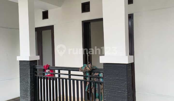 Dijual Rumah 3 Lantai Siap Huni Minimalis Lokasi di Margahayu Soekarno Hatta Bandung
