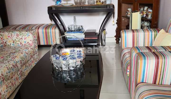 Dijual Rumah 2,5 Lantai Semi Furnish Siap Huni Lokasi di Sayap Pasteur Bandung