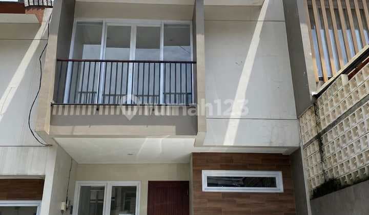 Dijual Rumah Baru Minimalis Siap Huni Lokasi Strategis di Ciwaruga Bandung