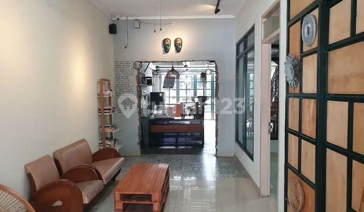 For Sale: Former Cafe with a Space Concept, Suitable for Living and Business in Antapani, Bandung