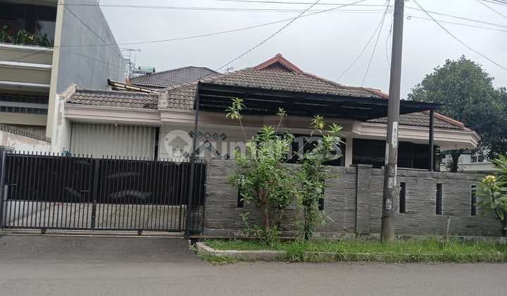 Dijual Rumah Terawat Nyaman Siap Huni Lokasi Strategis di Muara Bandung