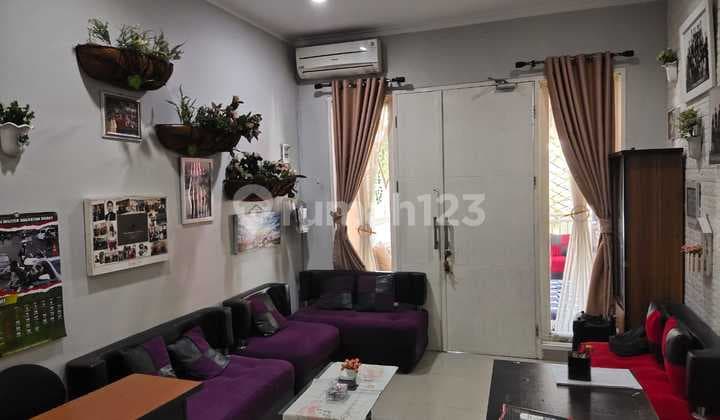 Dijual Rumah 2 Lantai Siap Huni Lokasi Strategis di Cherryfield Bandung