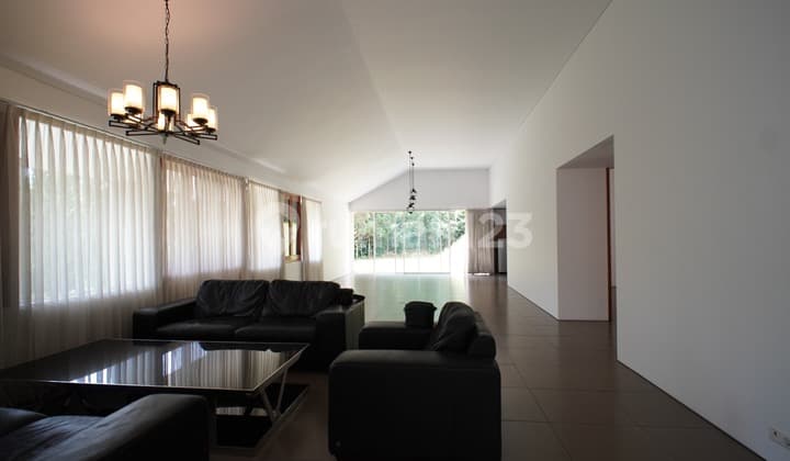 Dijual Rumah Lux Modern Minimalis Siap Huni Lokasi di Resort Dago Pakar Bandung
