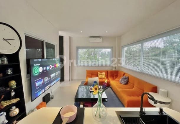 Dijual Rumah 3 Lantai Siap Huni Bagus Full Furnished Minimalis Lokasi di Sayap Dago Cisitu Dekat Itb Bandung