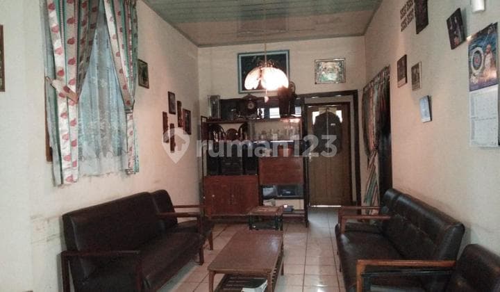 Dijual Rumah Nyaman Aman Asri Siap Huni Lokasi di Mainroad Sarijadi Bandung