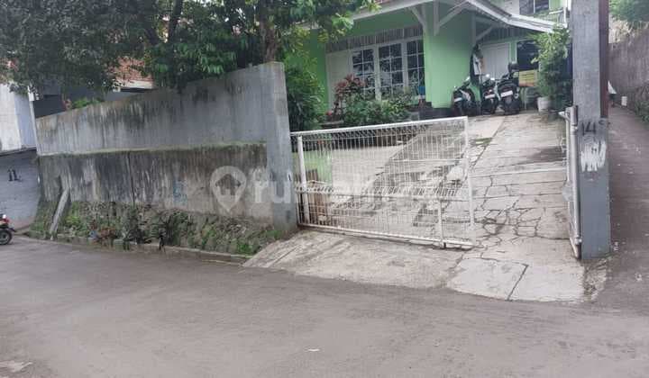 Boarding House for Sale, Still Active, Ready to Occupy, Strategic Location in Sangkuriang Dago Bandung