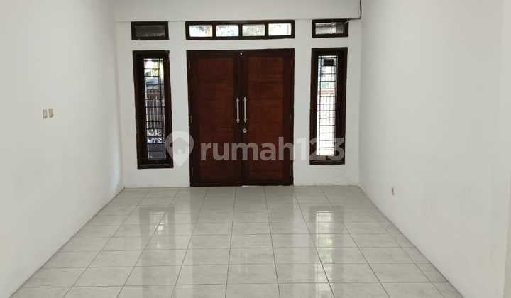 Dijual Rumah Minimalis 2 Lantai Siap Huni Lokasi di Batununggal Indah Bandung