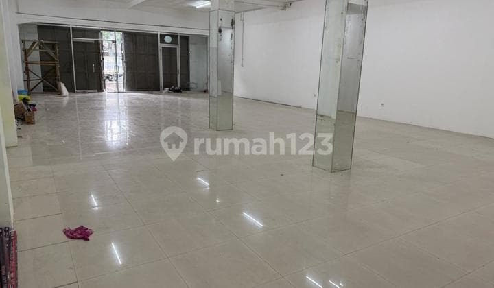 Dijual Ruko 2 Lantai Siap Pakai Cocok untuk Usaha Lokasi di Gatot Subbroto Bandung