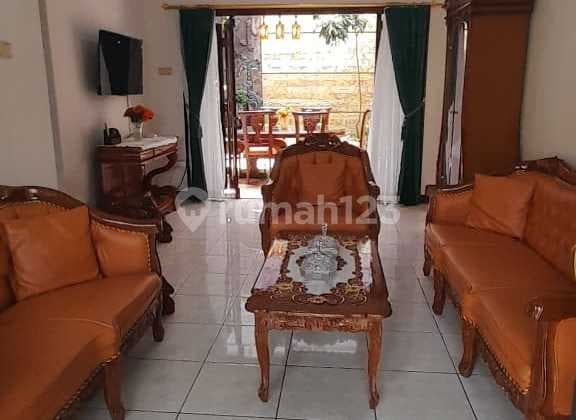 Dijual Rumah Bagus Nyaman Asri Full Furnished Siap Huni Lokasi di Kota Baru Parahyangan Tatar Wangsa Bandung