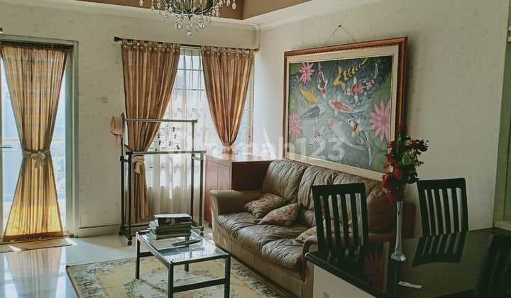 Dijual Apartement Mewah Full Furnished Siap Huni Lokasi di Sudirman Park Jakarta Pusat