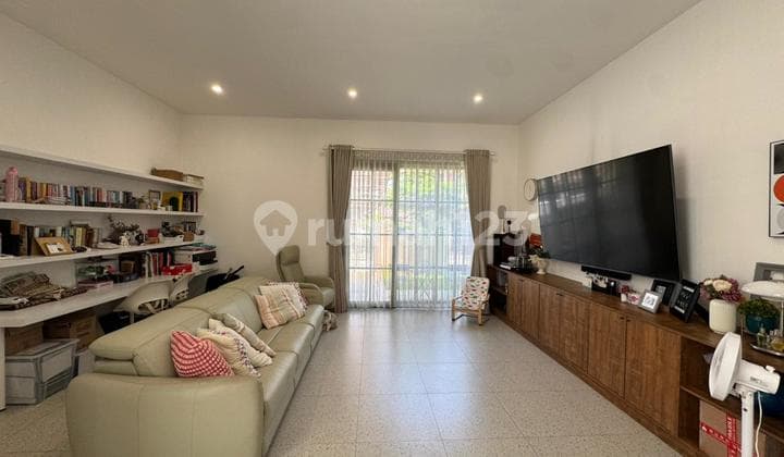 Dijual Rumah 2 Lantai Semi Furnished Siap Huni Lokasi Strategis di Turangga Bandung